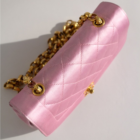 Chanel Vintage Pink Quilted Satin Mini Diana 24K Gold Bijou Chain 90s Flap Bag - Picture 9 of 16